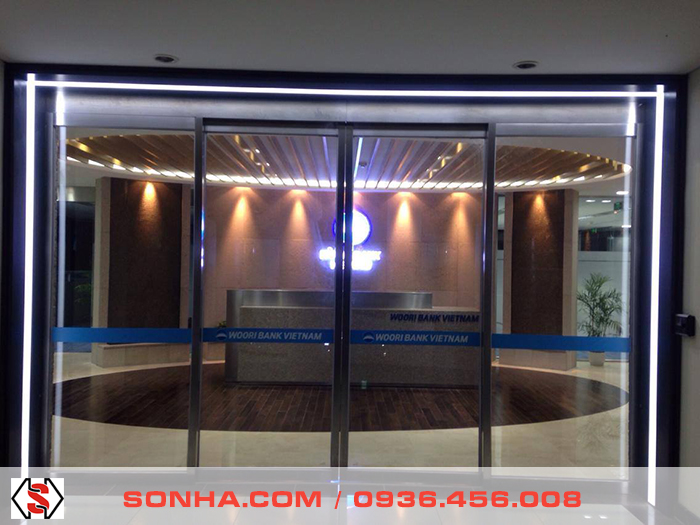 Cửa trượt kính tự động ngân hàng WooriBank Keangnam Hà Nội