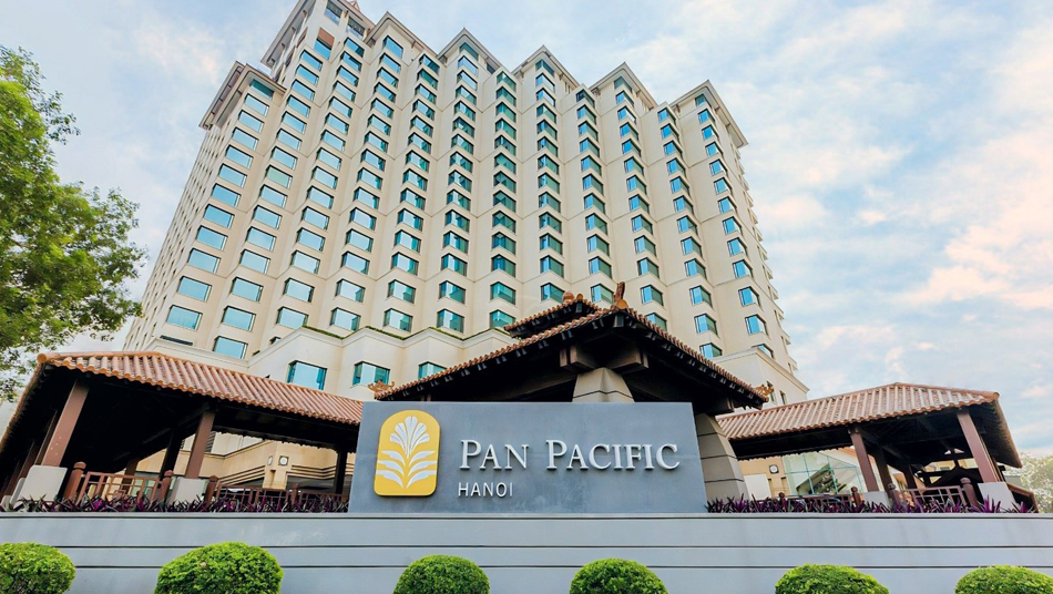 Cửa trượt cong NABCO tại Khách sạn 5 sao Pan Pacific