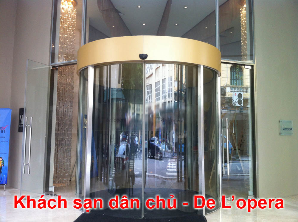 Khách sạn Dân Chủ - De L’opera