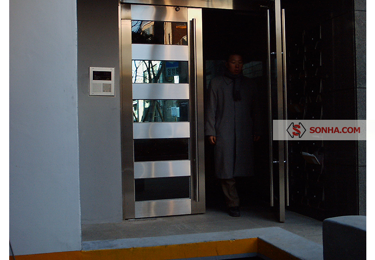 cuamocanh03.jpg