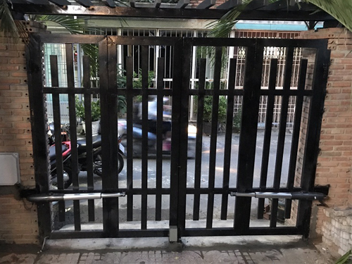 Cổng mở cánh tay đòn Celmer SA-73 Malaysia